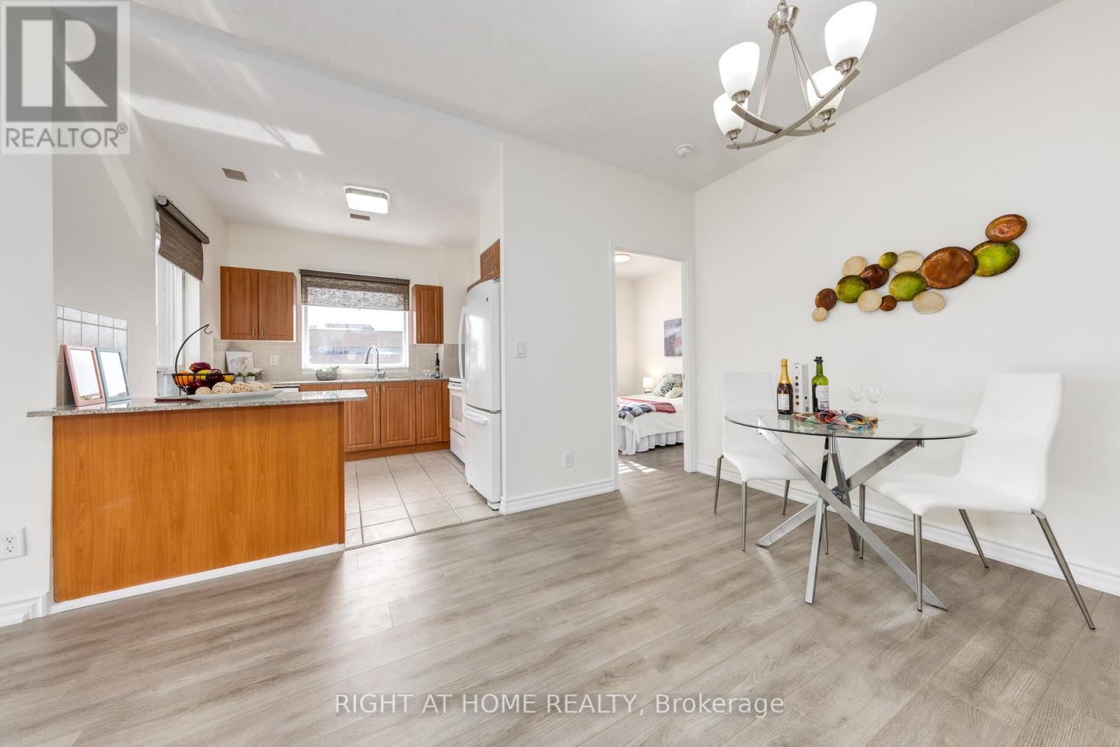 Ph3 - 5940 Yonge Street, Toronto, Ontario  M2M 4M6 - Photo 8 - C12407391