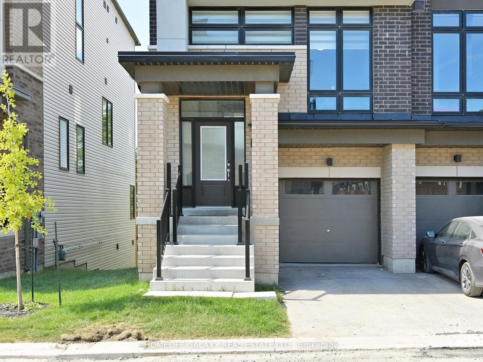 733 Heathrow Path, Oshawa, Ontario  L1K 3G4 - Photo 2 - E12407312