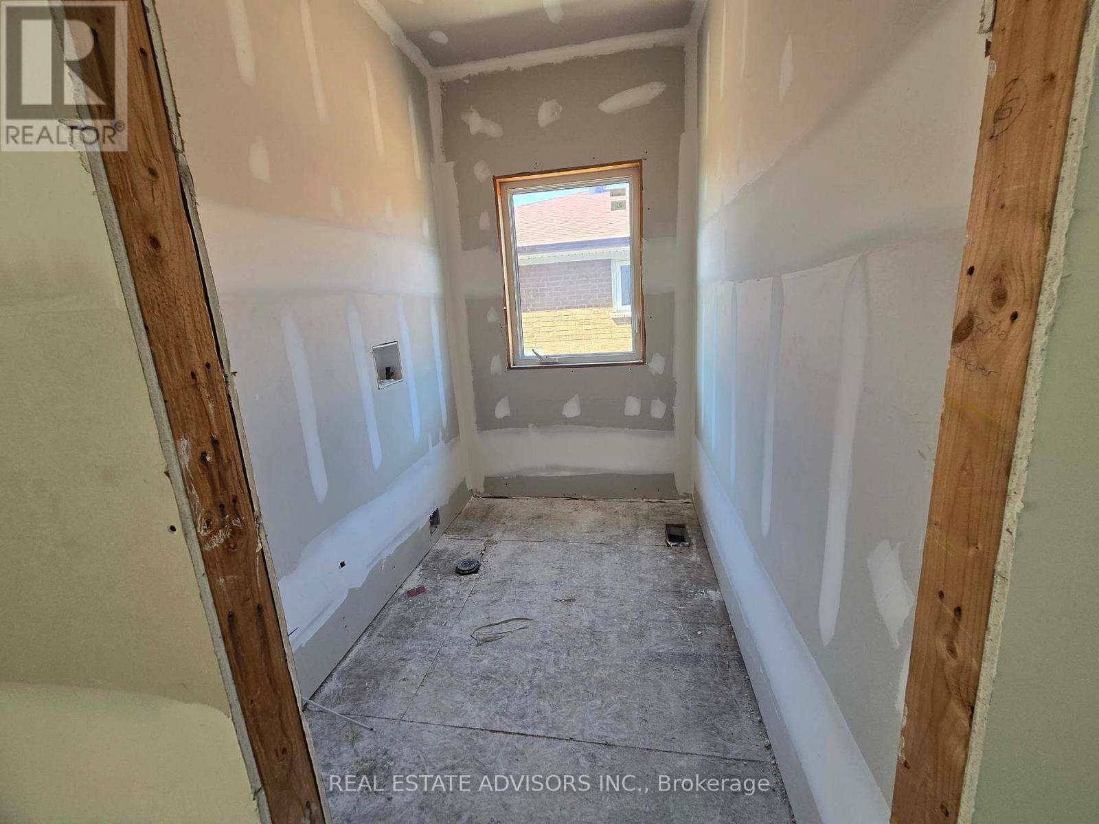 68b Laurel Avenue, Toronto (Kennedy Park), Ontario  M1K 3J6 - Photo 10 - E12407348