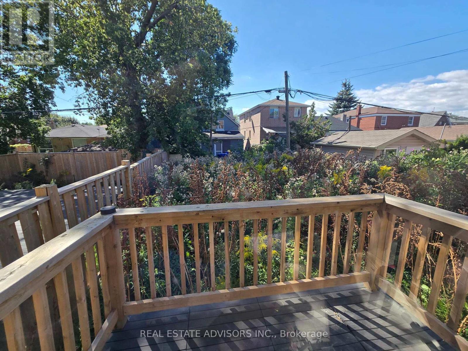 68b Laurel Avenue, Toronto (Kennedy Park), Ontario  M1K 3J6 - Photo 7 - E12407348