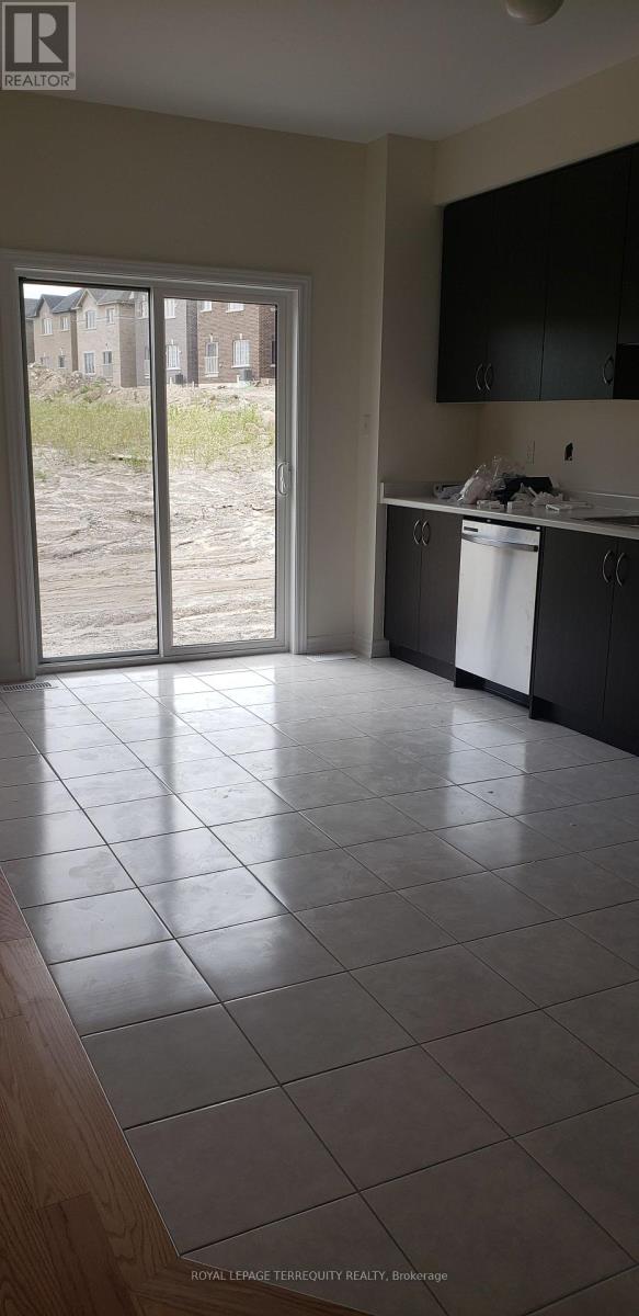 2420 Angora Street, Pickering, Ontario  L1X 0M6 - Photo 3 - E12407402