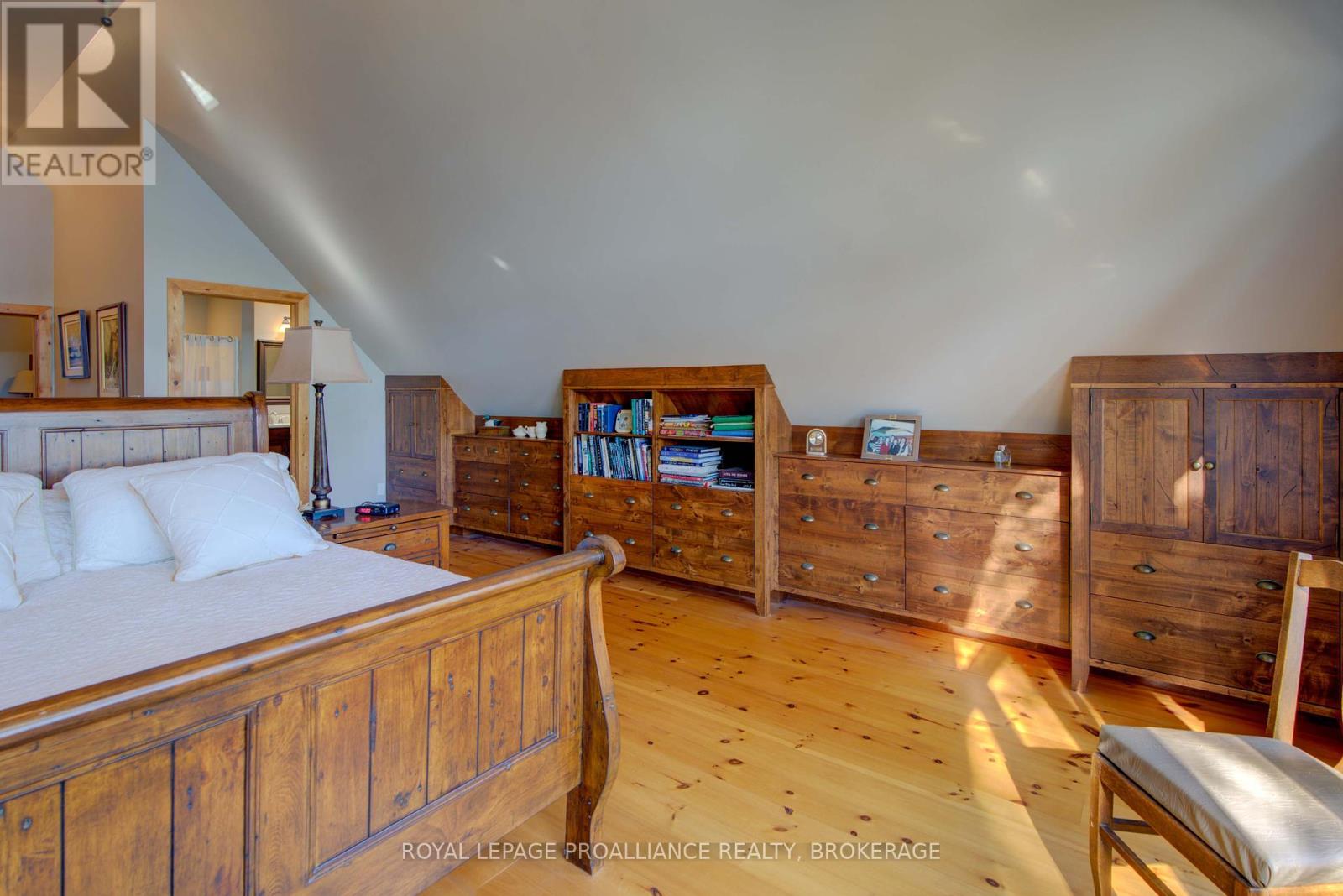 441b Maccomish Lane, South Frontenac (Frontenac South), Ontario  K0H 2L0 - Photo 31 - X12407483