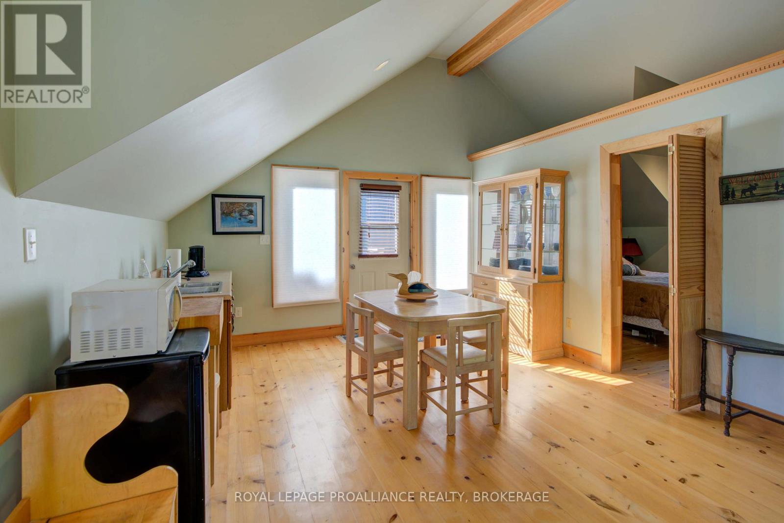 441b Maccomish Lane, South Frontenac (Frontenac South), Ontario  K0H 2L0 - Photo 39 - X12407483