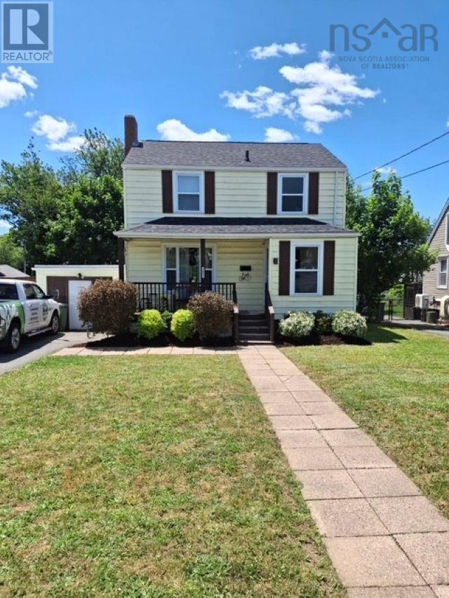 2892 Connaught Avenue, Halifax Peninsula, Nova Scotia