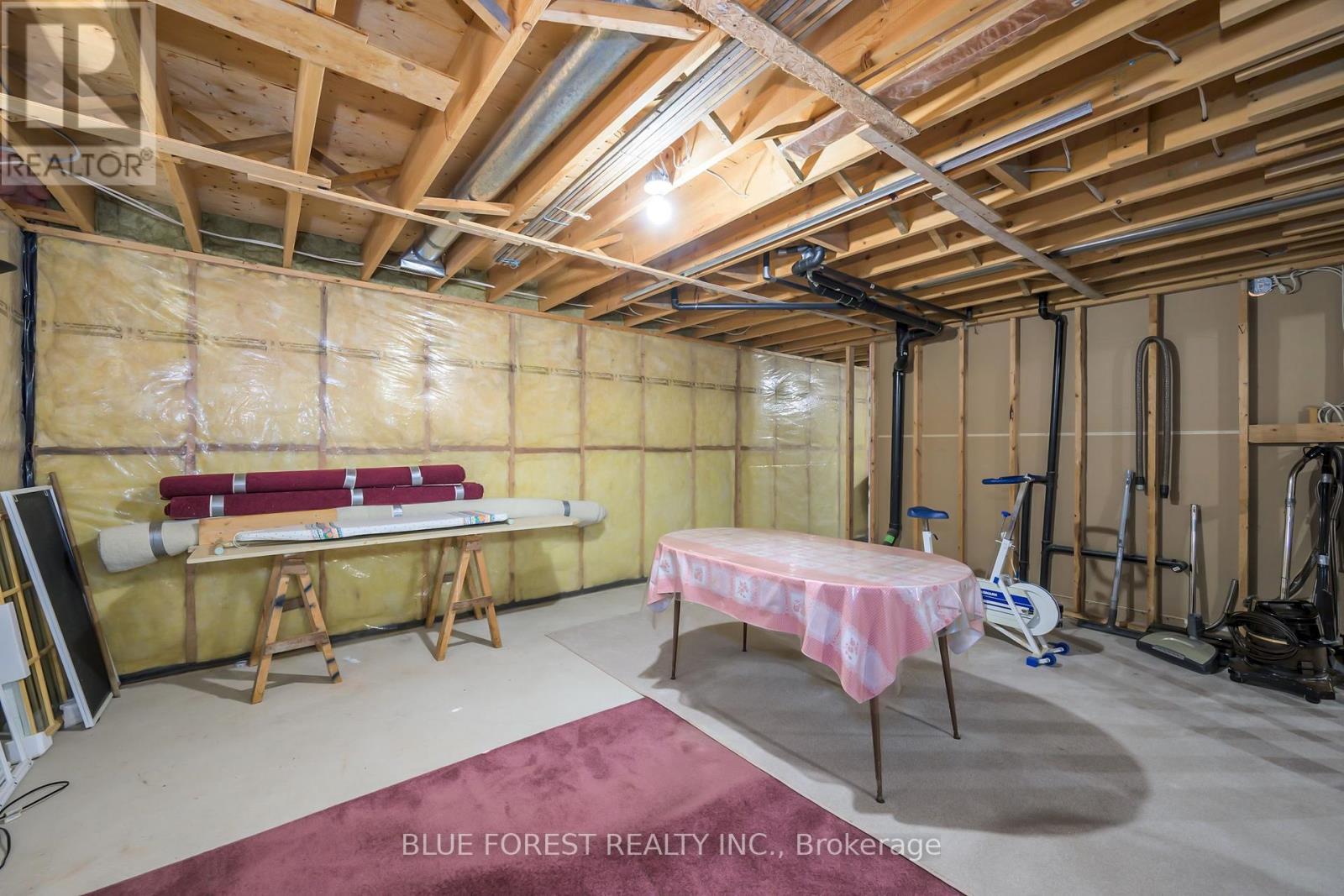 547 Creston Avenue, London South, Ontario  N6C 3A5 - Photo 17 - X12407452