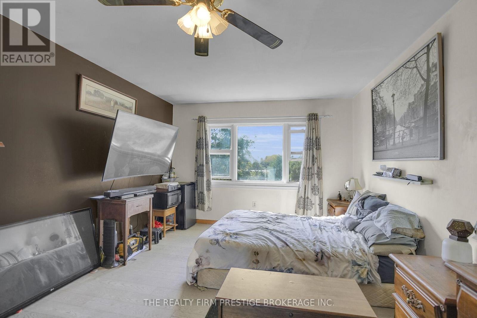 36315 Talbot Line, Southwold, Ontario  N0L 2E0 - Photo 14 - X12407482