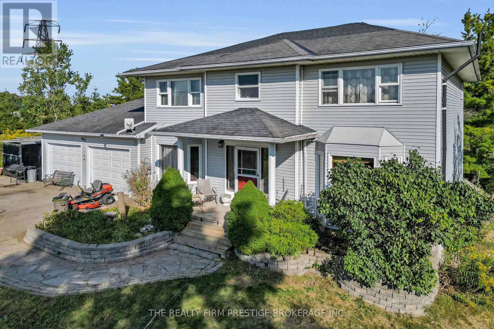 36315 Talbot Line, Southwold, Ontario  N0L 2E0 - Photo 2 - X12407482