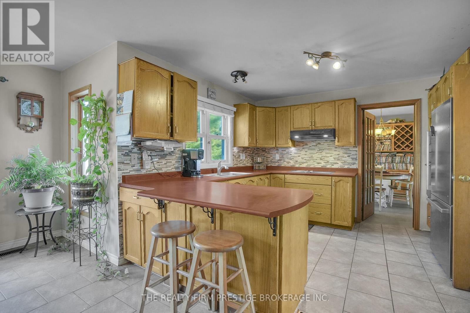 36315 Talbot Line, Southwold, Ontario  N0L 2E0 - Photo 8 - X12407482