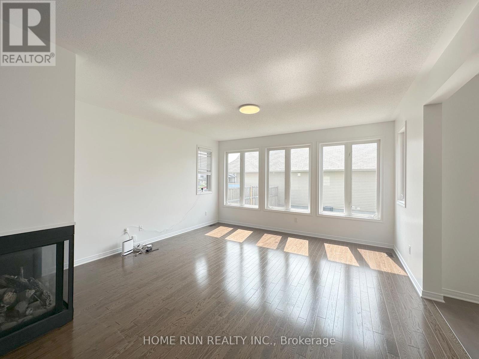 193 Balikun Heights, Ottawa, Ontario  K2V 0B6 - Photo 6 - X12407457