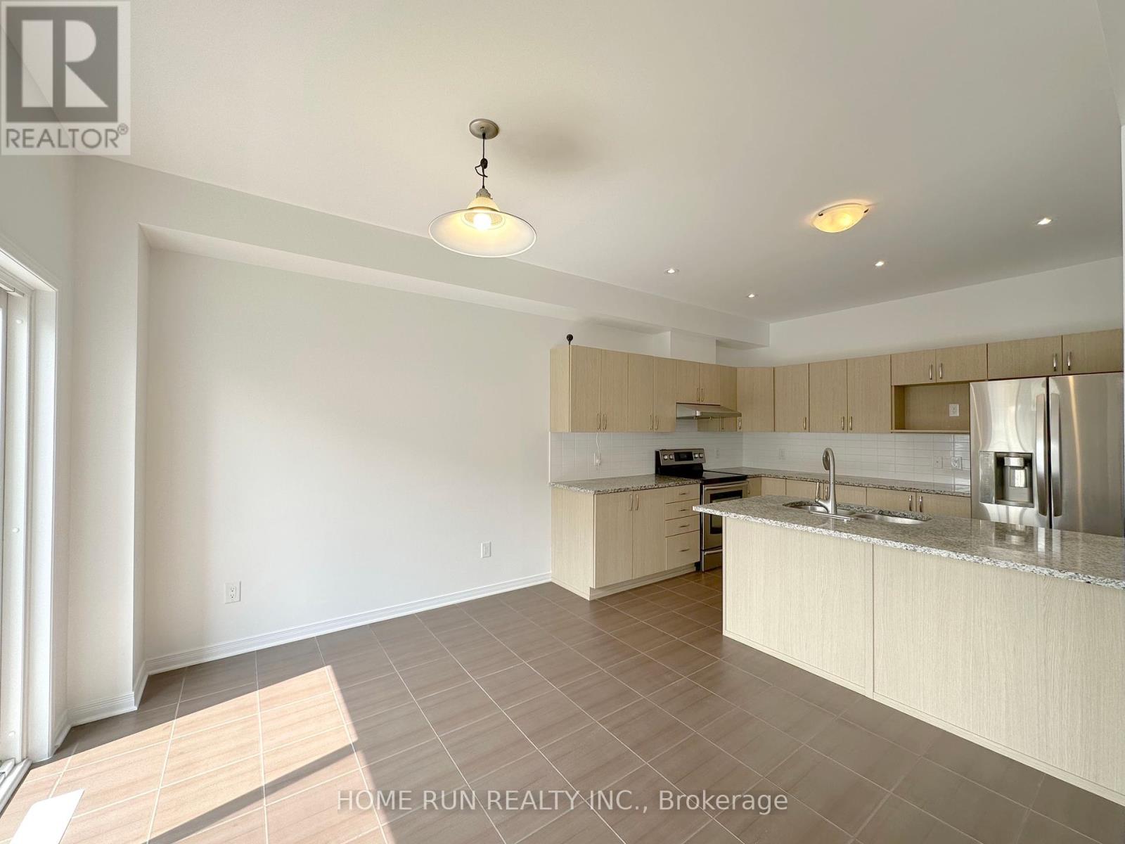193 Balikun Heights, Ottawa, Ontario  K2V 0B6 - Photo 9 - X12407457