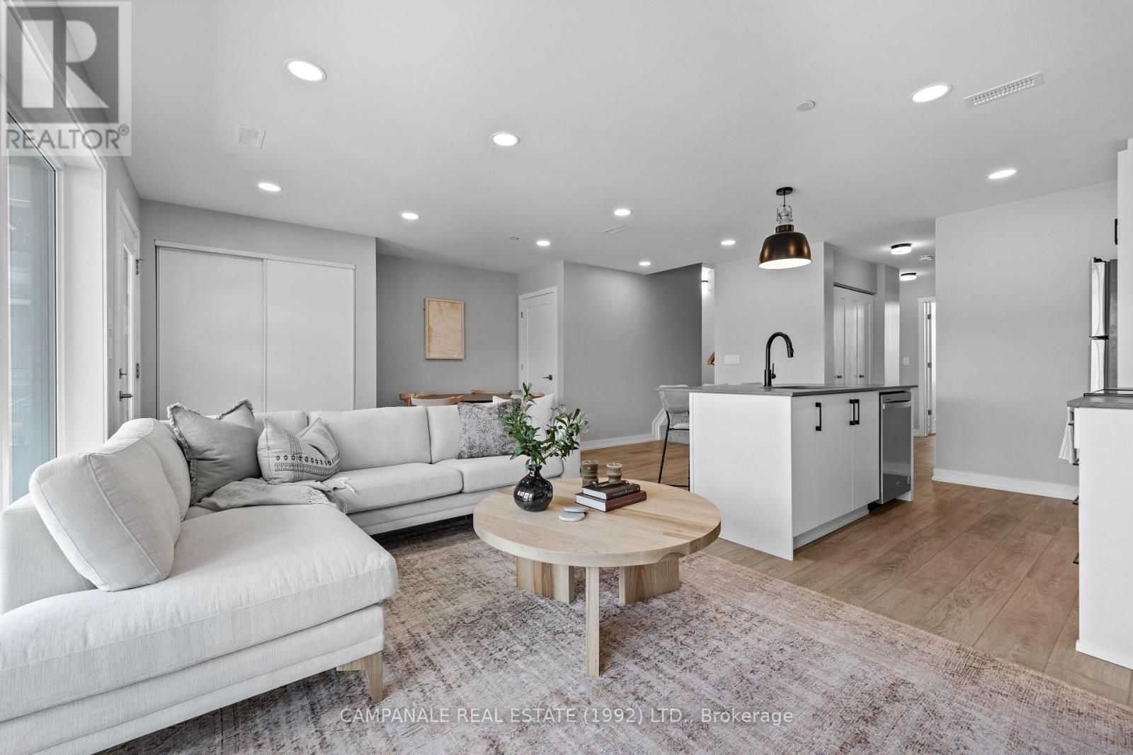 4 Modugno Avenue, Ottawa, Ontario  K2J 6J2 - Photo 9 - X12407465