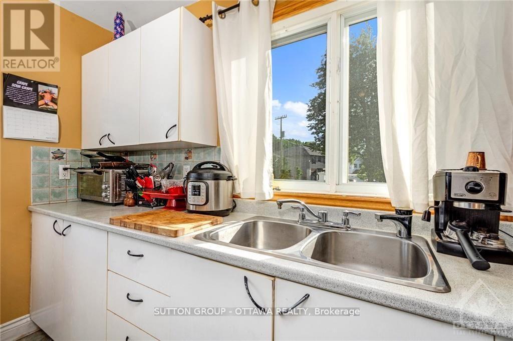 846 St Laurent Boulevard, Ottawa, Ontario  K1K 3A9 - Photo 9 - X12407469