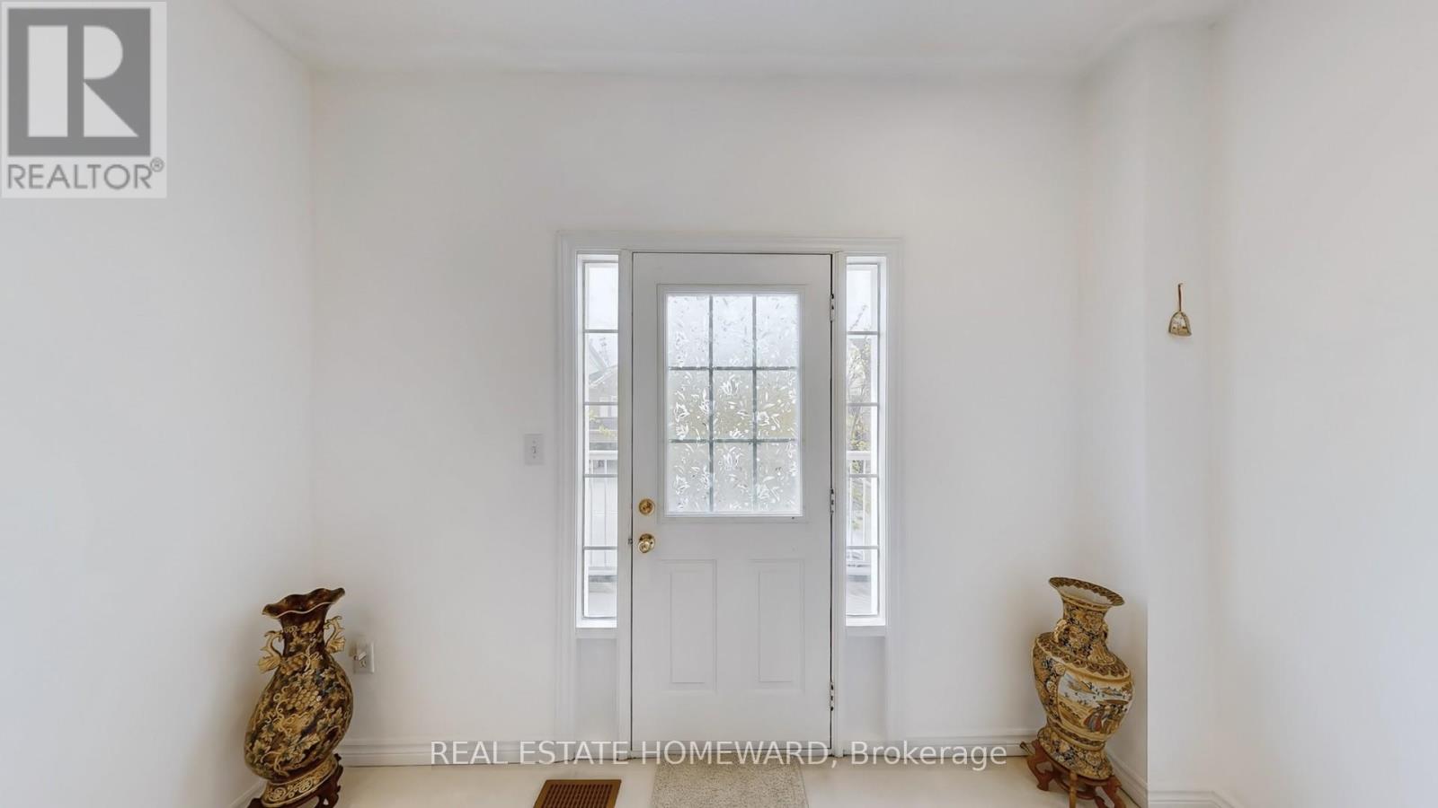 23 Pathmaster Road, Brampton, Ontario  L6P 2G8 - Photo 25 - W12407321