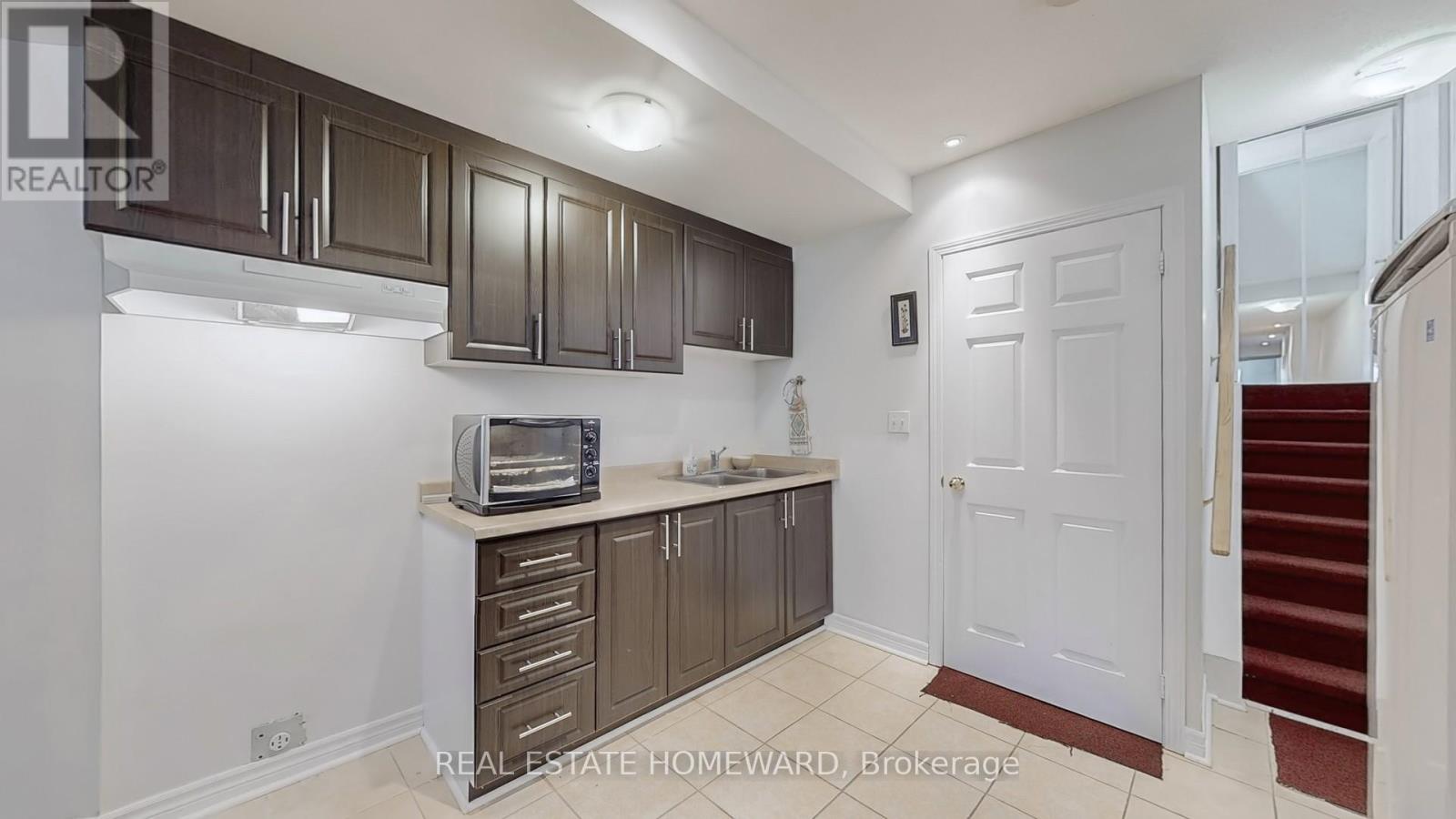 23 Pathmaster Road, Brampton, Ontario  L6P 2G8 - Photo 33 - W12407321
