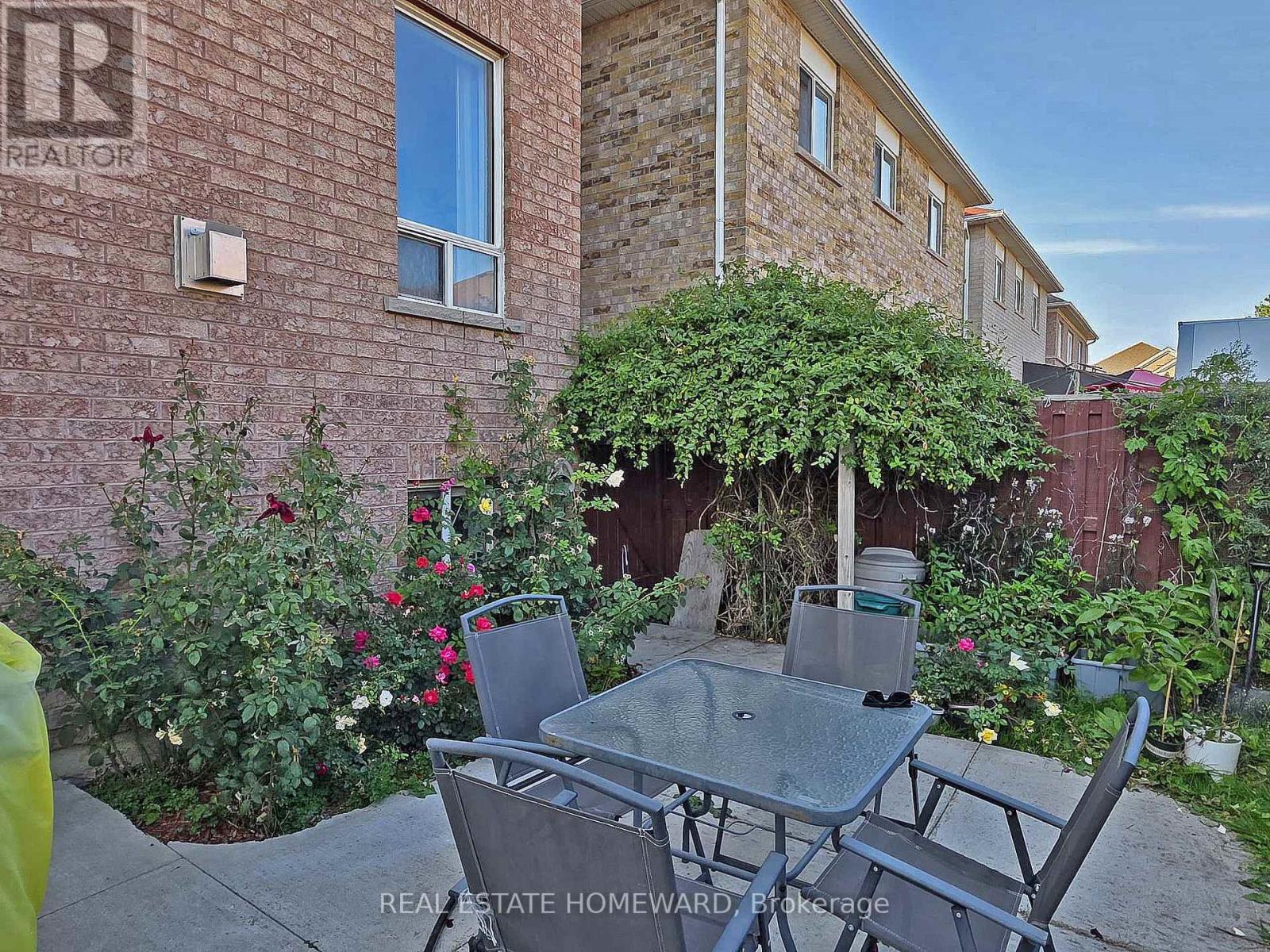 23 Pathmaster Road, Brampton, Ontario  L6P 2G8 - Photo 38 - W12407321