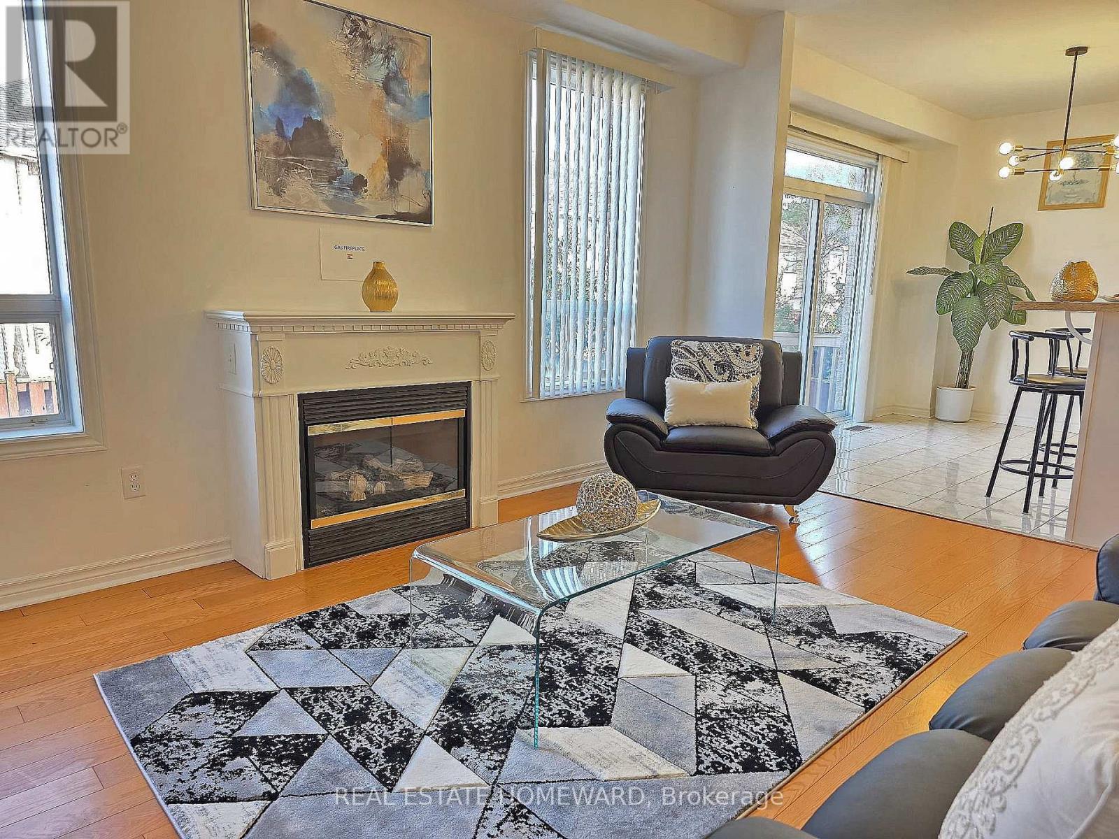 23 Pathmaster Road, Brampton, Ontario  L6P 2G8 - Photo 5 - W12407321