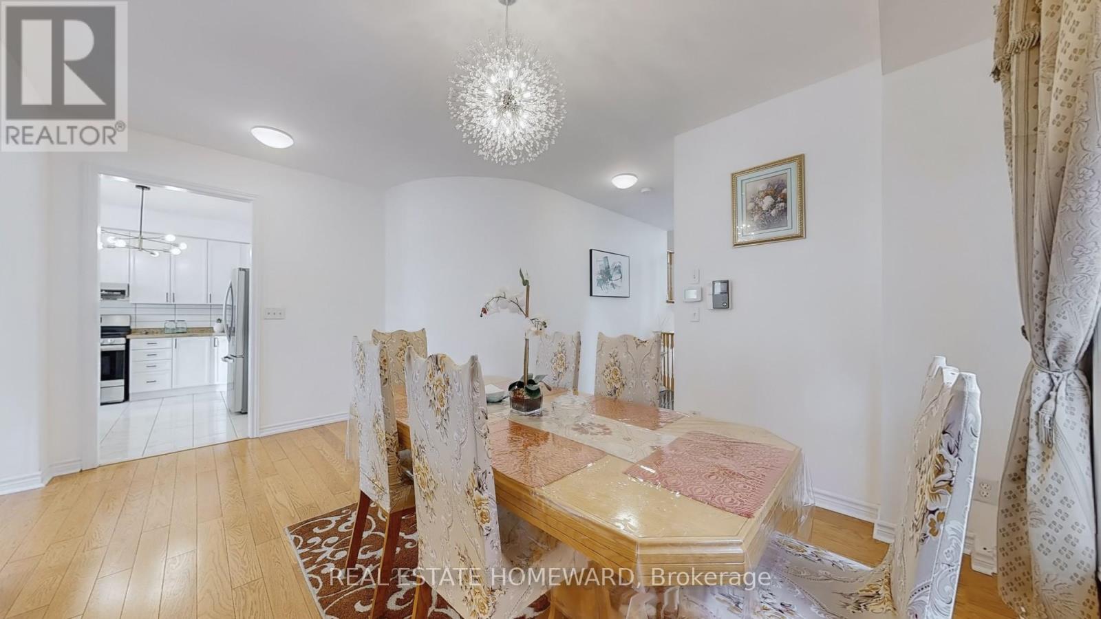 23 Pathmaster Road, Brampton, Ontario  L6P 2G8 - Photo 9 - W12407321