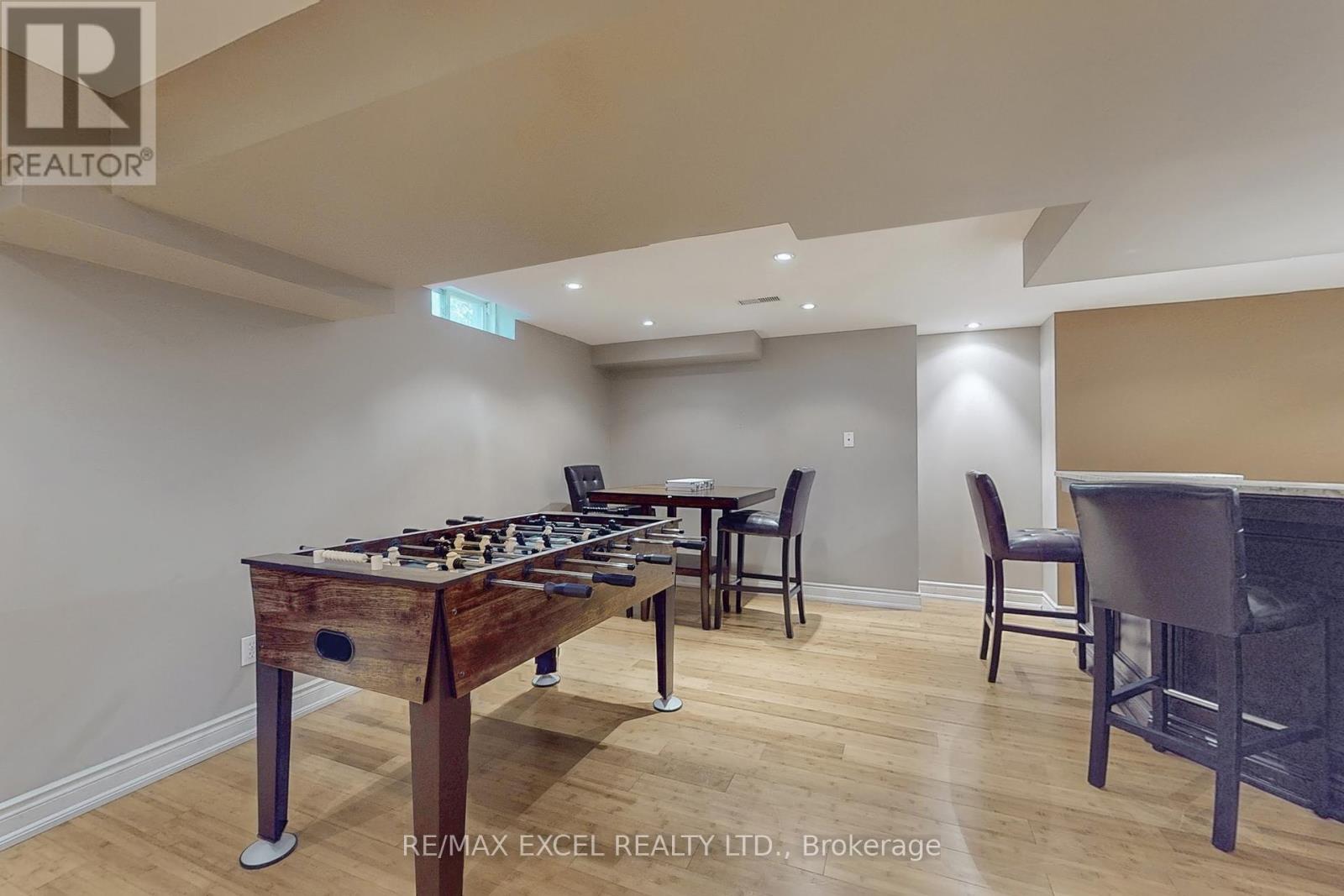 5368 Vail Court, Mississauga (Central Erin Mills), Ontario  L5M 6G9 - Photo 35 - W12407327