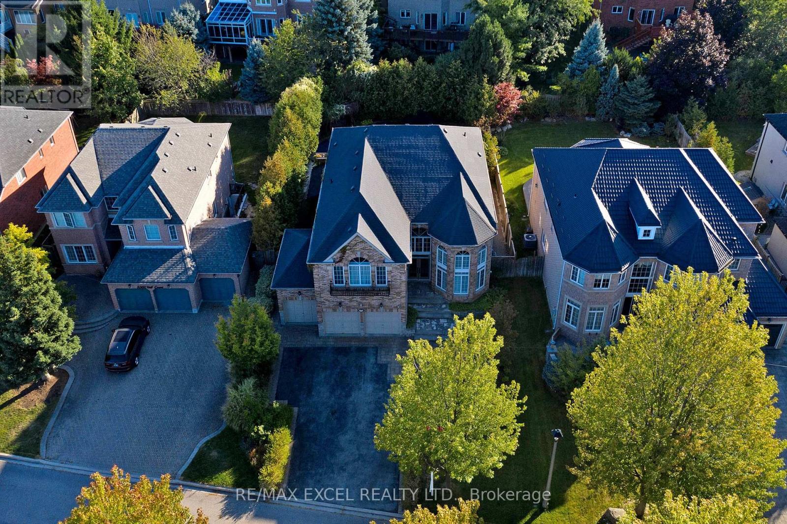 5368 Vail Court, Mississauga (Central Erin Mills), Ontario  L5M 6G9 - Photo 46 - W12407327