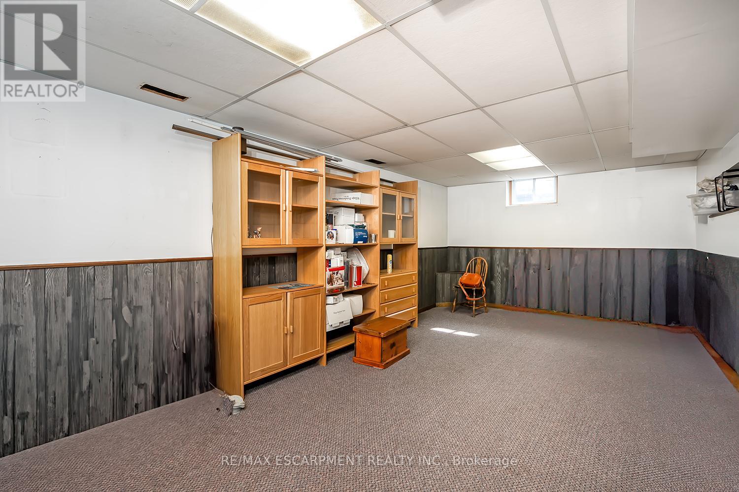 414 Third Line, Oakville, Ontario  L6L 4A5 - Photo 22 - W12407338