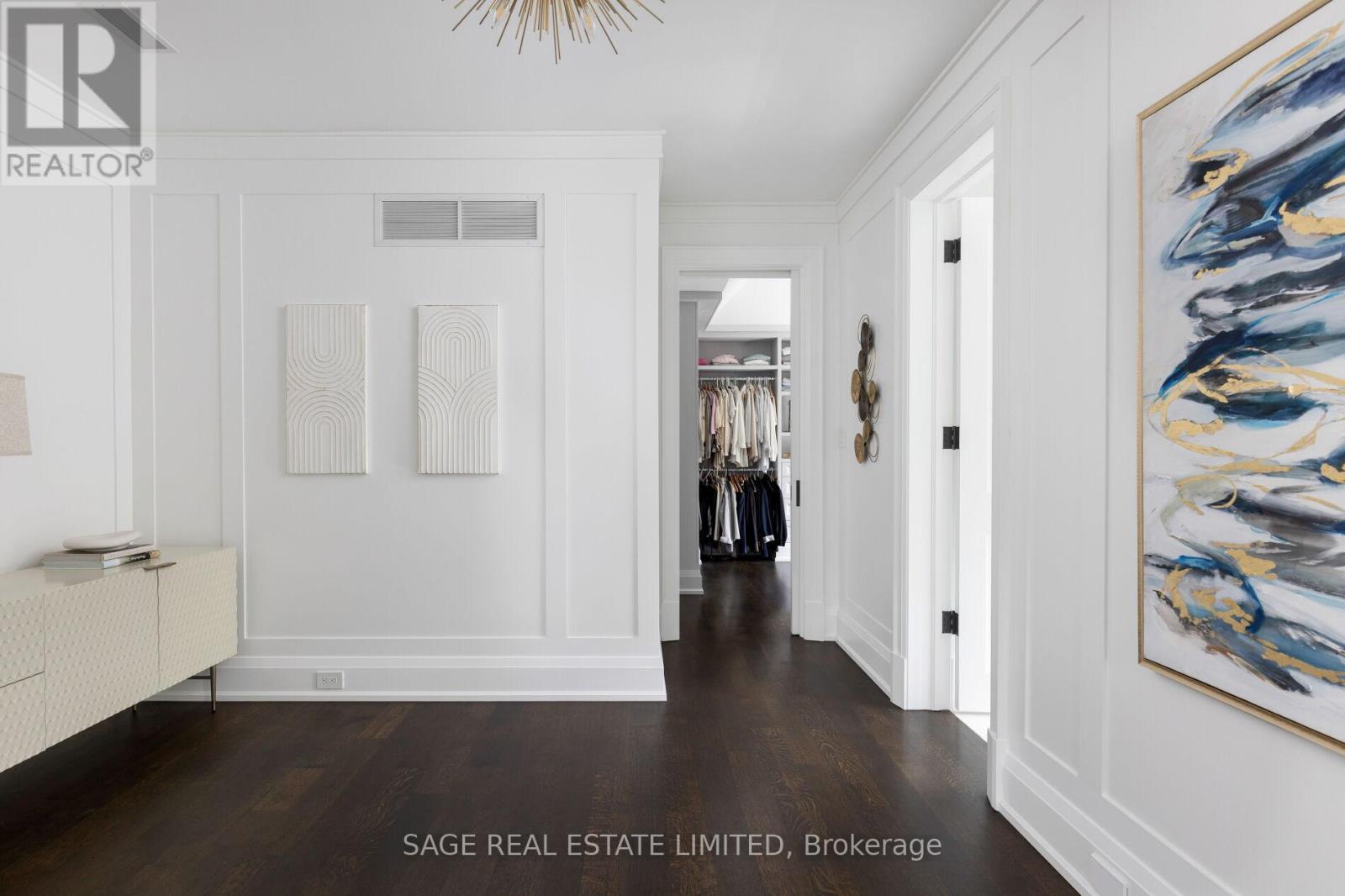 55 Strath Avenue, Toronto, Ontario  M8X 1R4 - Photo 27 - W12407339