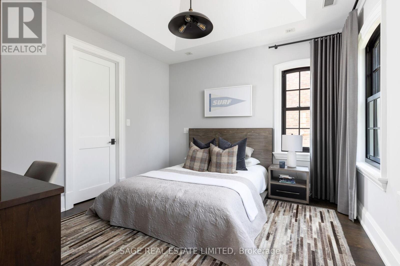 55 Strath Avenue, Toronto, Ontario  M8X 1R4 - Photo 35 - W12407339