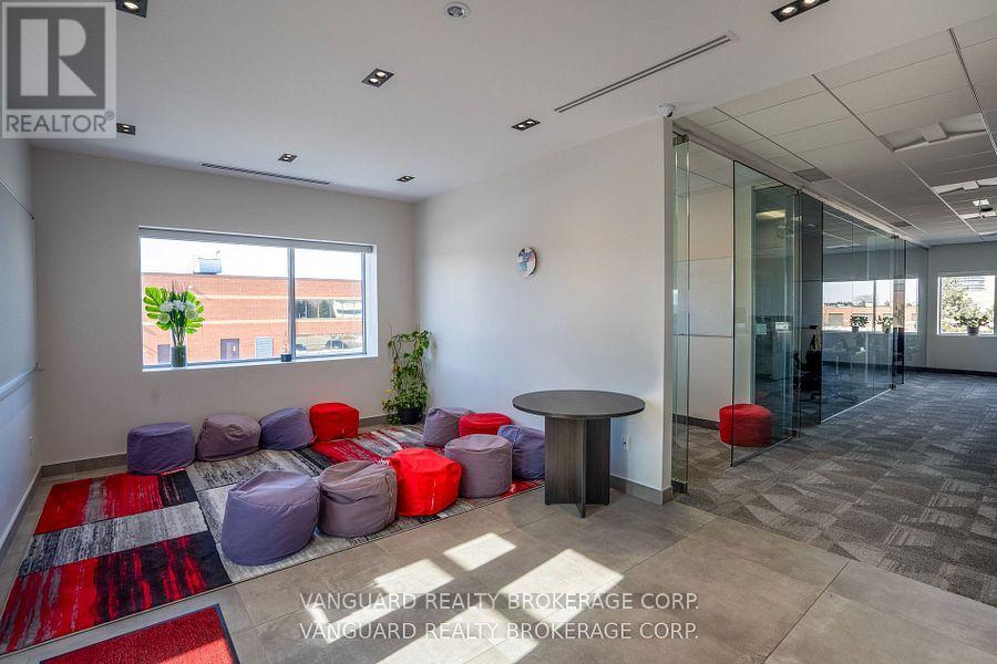 2nd - 14 Abacus Road, Brampton, Ontario  L6T 5B7 - Photo 10 - W12407342