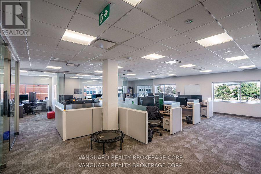 2nd - 14 Abacus Road, Brampton, Ontario  L6T 5B7 - Photo 12 - W12407342