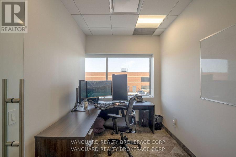 2nd - 14 Abacus Road, Brampton, Ontario  L6T 5B7 - Photo 15 - W12407342