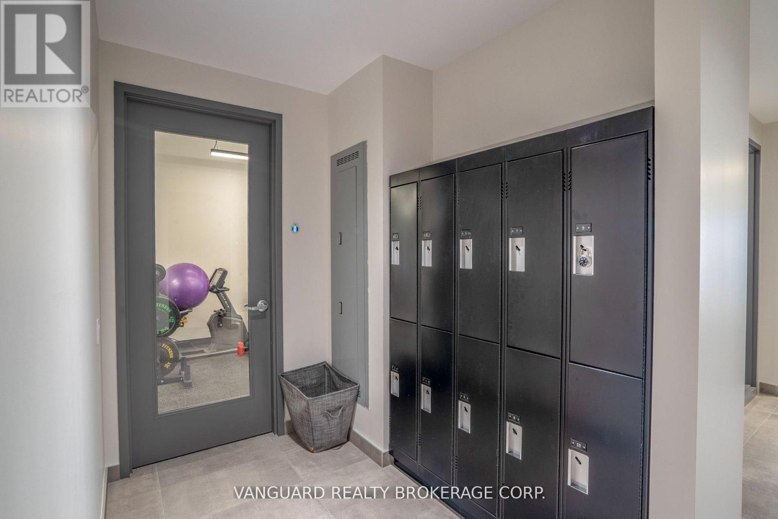 Main - 14 Abacus Road, Brampton, Ontario  L6T 5B7 - Photo 24 - W12407344