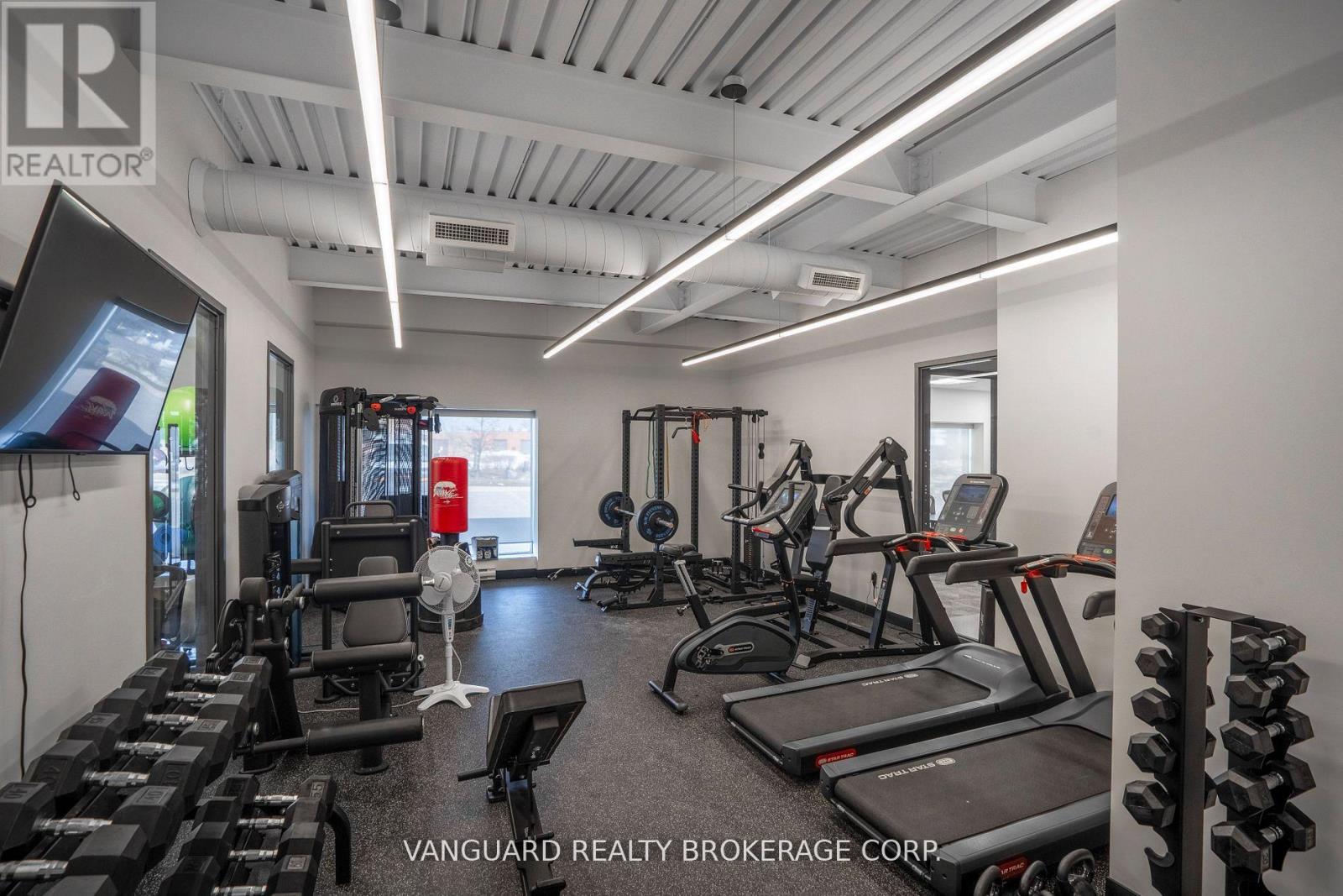 Main - 14 Abacus Road, Brampton, Ontario  L6T 5B7 - Photo 26 - W12407344