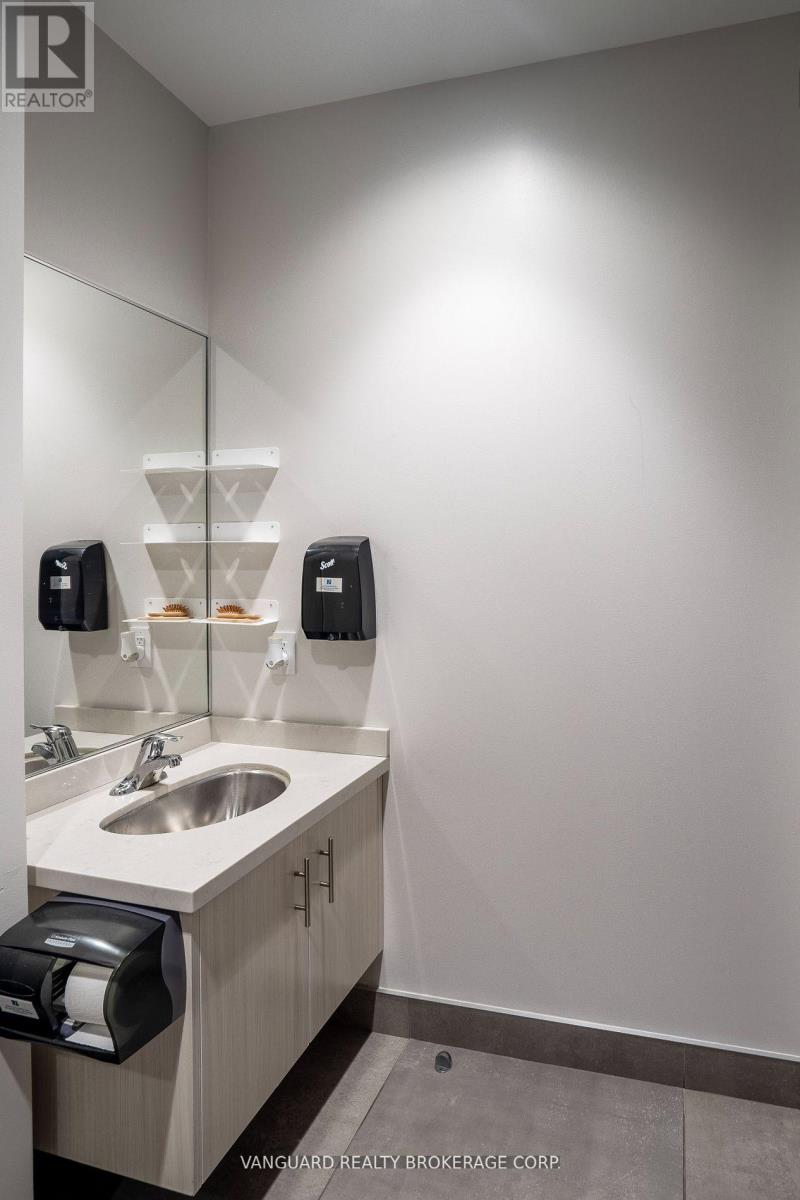 Main - 14 Abacus Road, Brampton, Ontario  L6T 5B7 - Photo 30 - W12407344