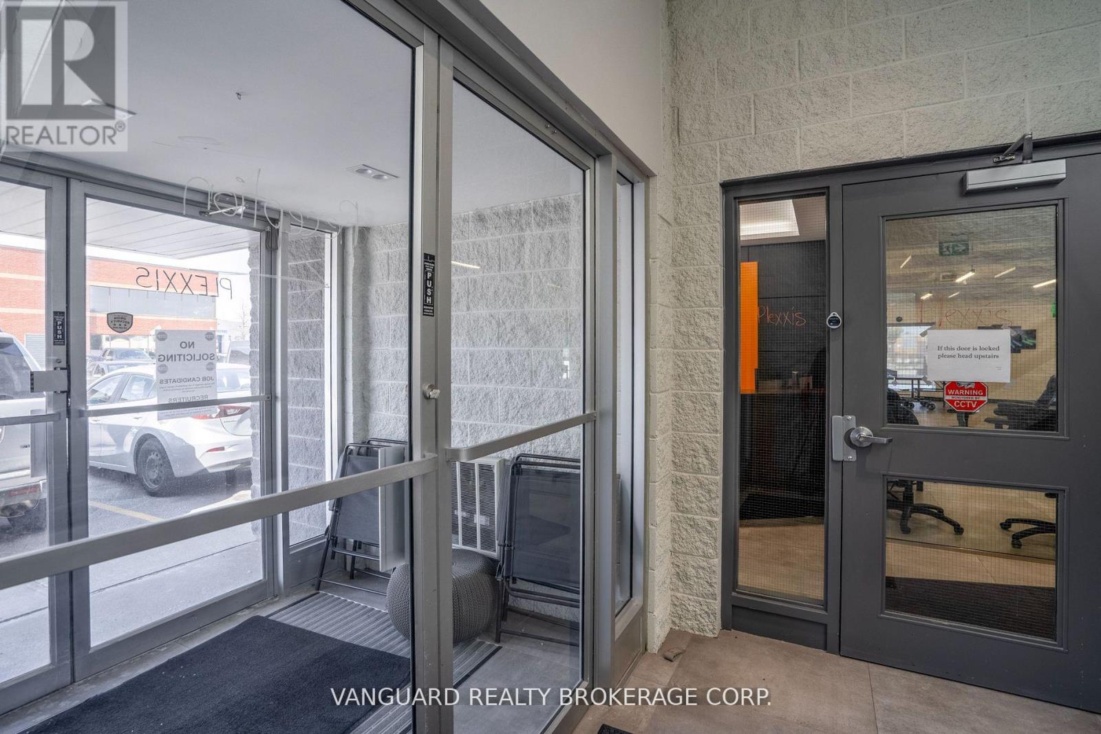 Main - 14 Abacus Road, Brampton, Ontario  L6T 5B7 - Photo 34 - W12407344