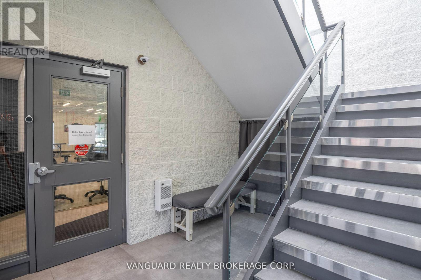 Main - 14 Abacus Road, Brampton, Ontario  L6T 5B7 - Photo 35 - W12407344