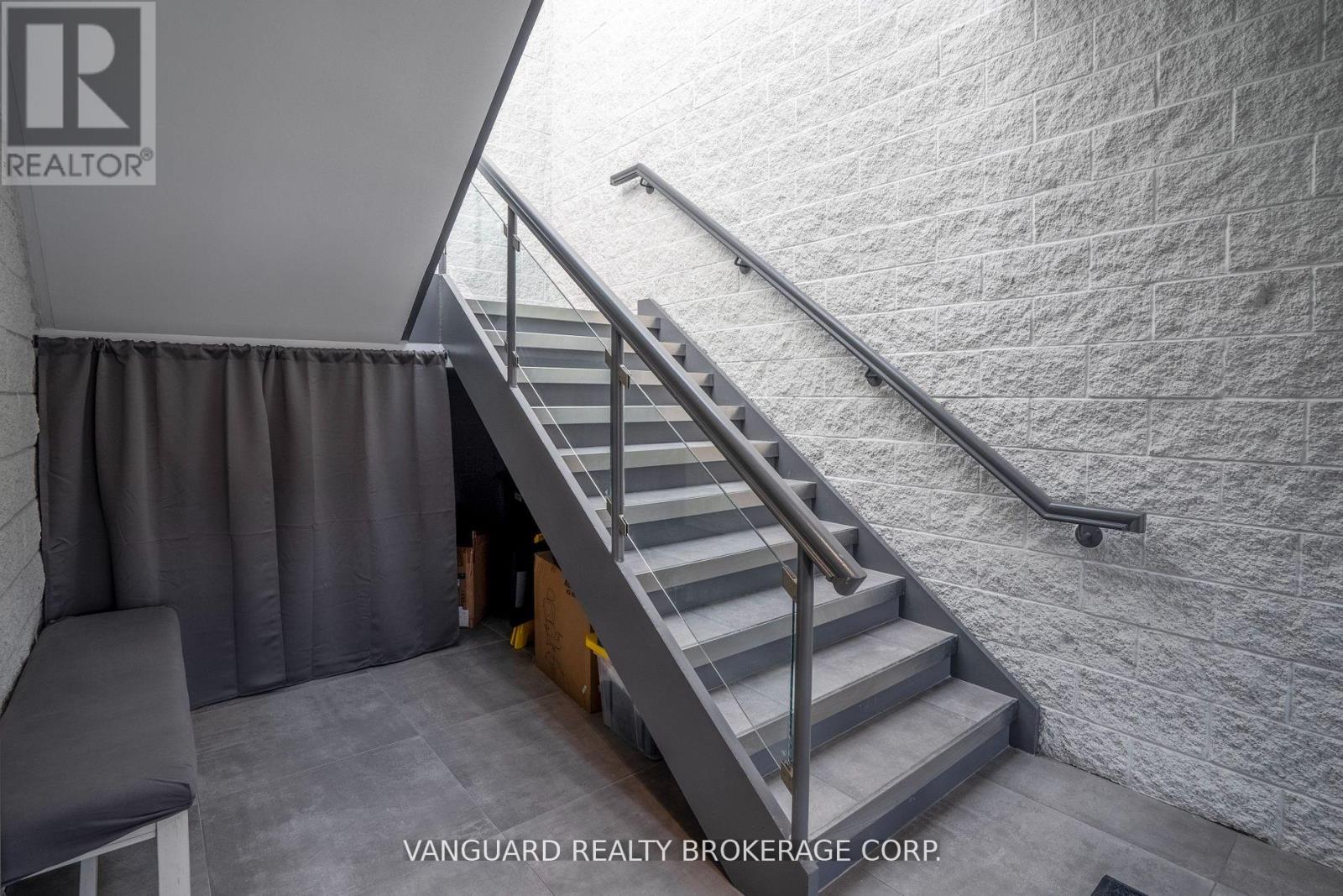 Main - 14 Abacus Road, Brampton, Ontario  L6T 5B7 - Photo 36 - W12407344