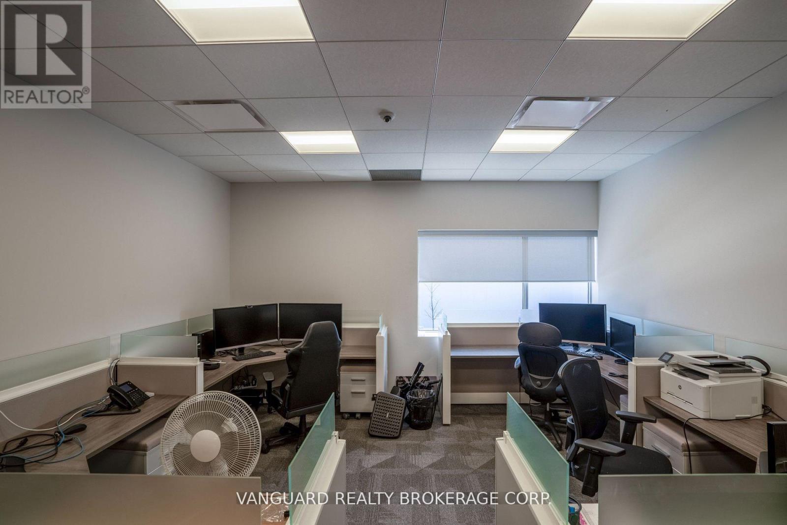 Main/ 2nd - 14 Abacus Road, Brampton, Ontario  L6T 5B7 - Photo 17 - W12407347