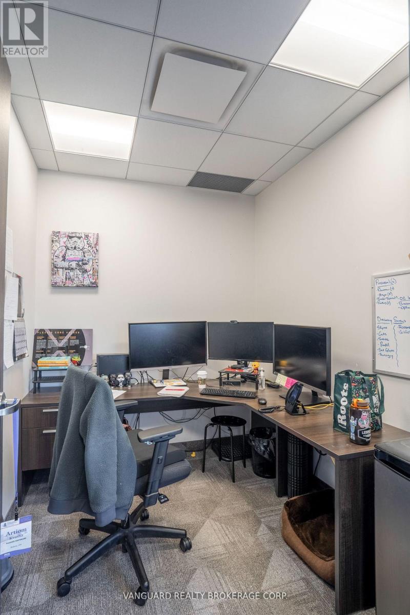 Main/ 2nd - 14 Abacus Road, Brampton, Ontario  L6T 5B7 - Photo 21 - W12407347