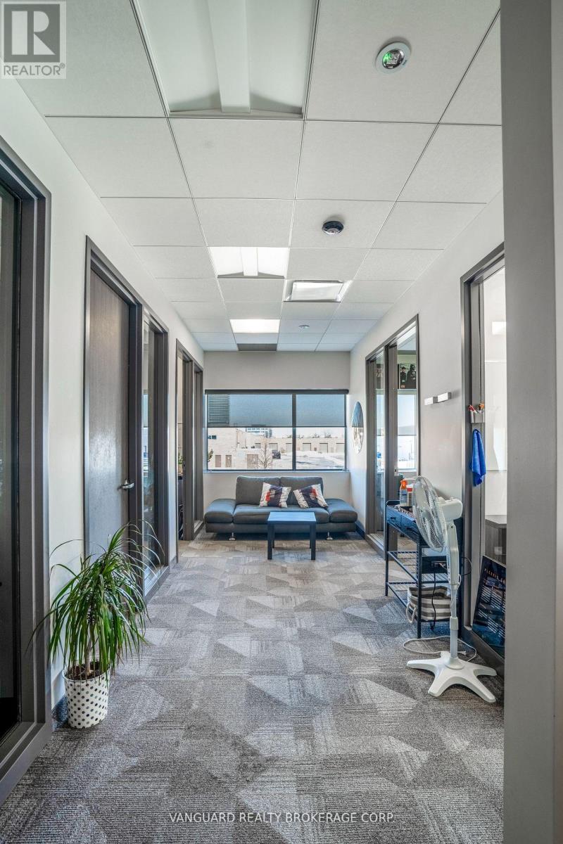 Main/ 2nd - 14 Abacus Road, Brampton, Ontario  L6T 5B7 - Photo 22 - W12407347