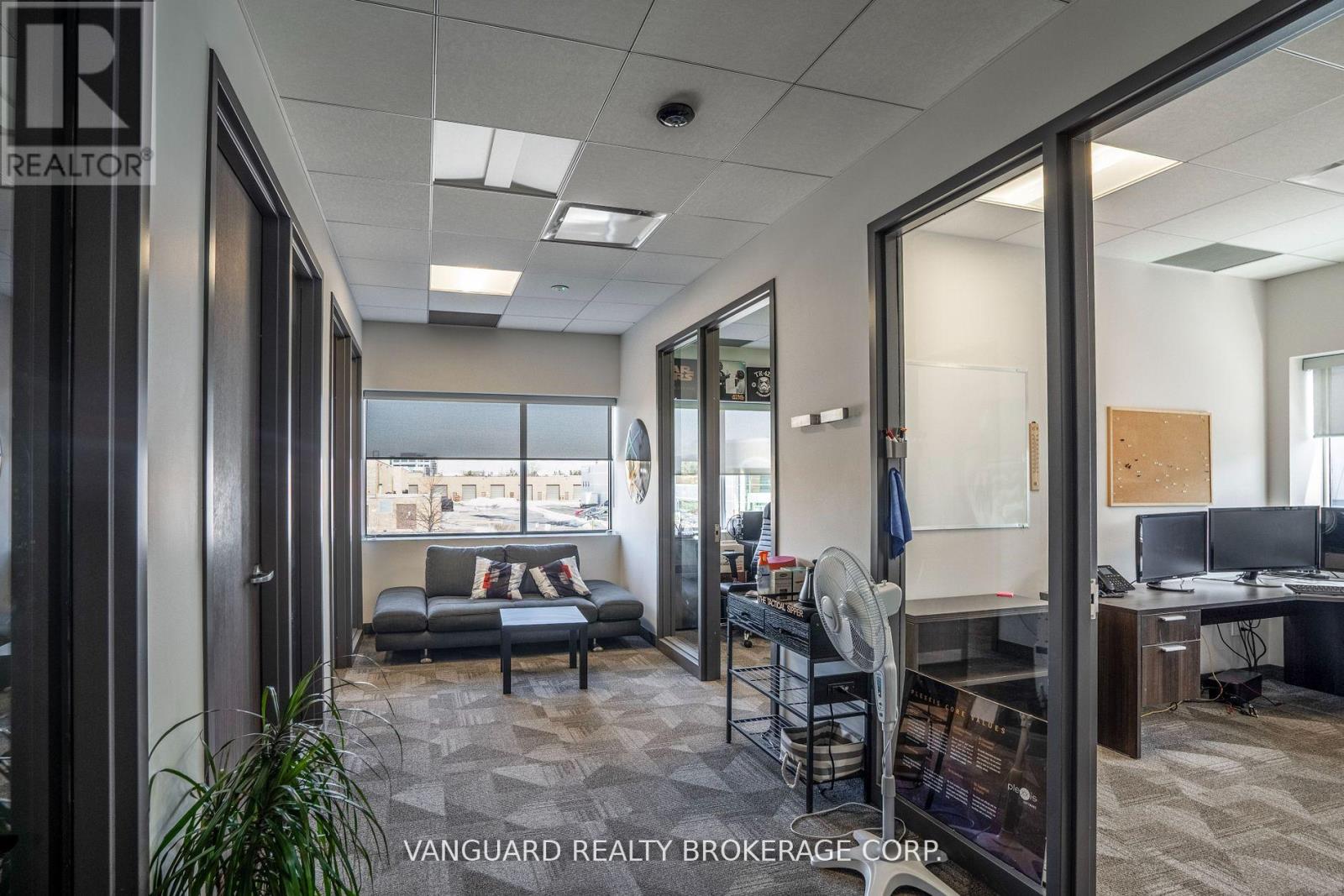 Main/ 2nd - 14 Abacus Road, Brampton, Ontario  L6T 5B7 - Photo 24 - W12407347