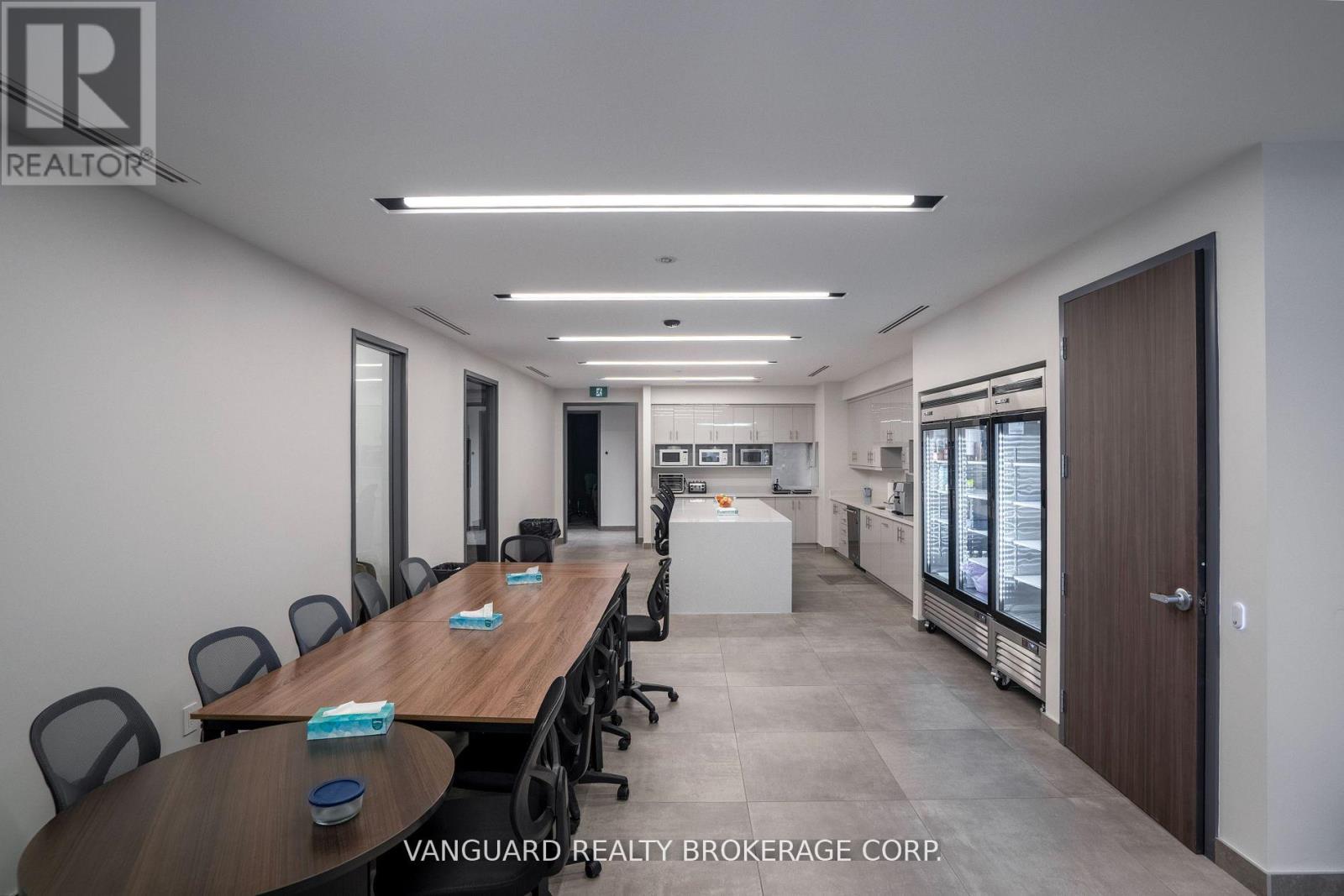 Main/ 2nd - 14 Abacus Road, Brampton, Ontario  L6T 5B7 - Photo 25 - W12407347