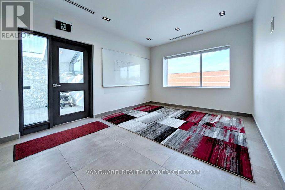 Main/ 2nd - 14 Abacus Road, Brampton (Brampton East), Ontario  L6T 5B7 - Photo 9 - W12407347