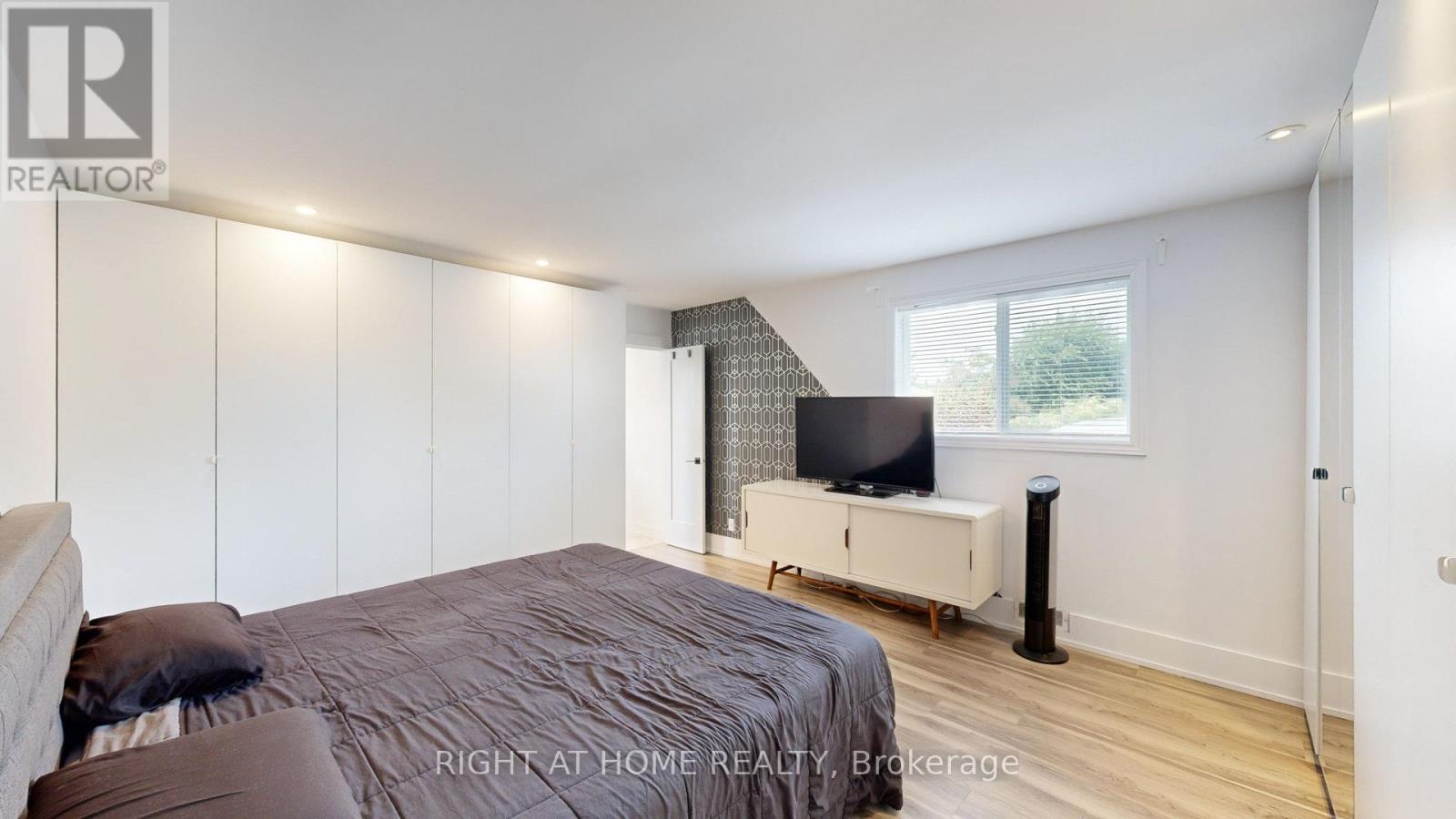 1492 Agnew Road, Mississauga, Ontario  L5J 3G9 - Photo 17 - W12407372