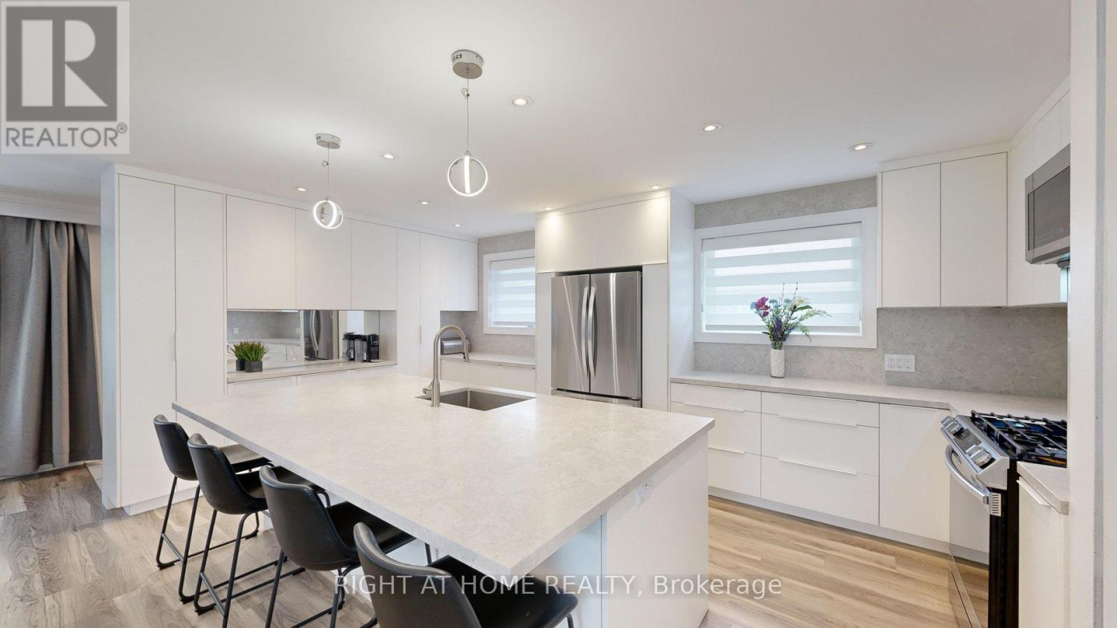 1492 Agnew Road, Mississauga, Ontario  L5J 3G9 - Photo 8 - W12407372