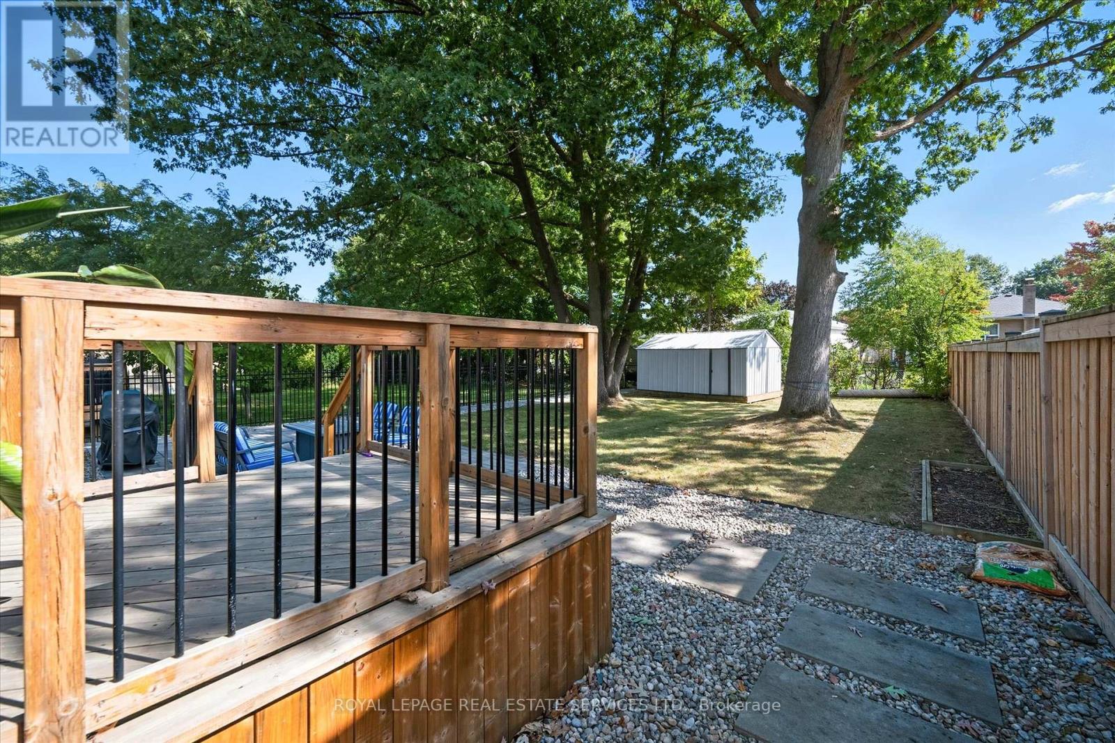 396 River Side Drive, Oakville, Ontario  L6K 3N7 - Photo 44 - W12407429