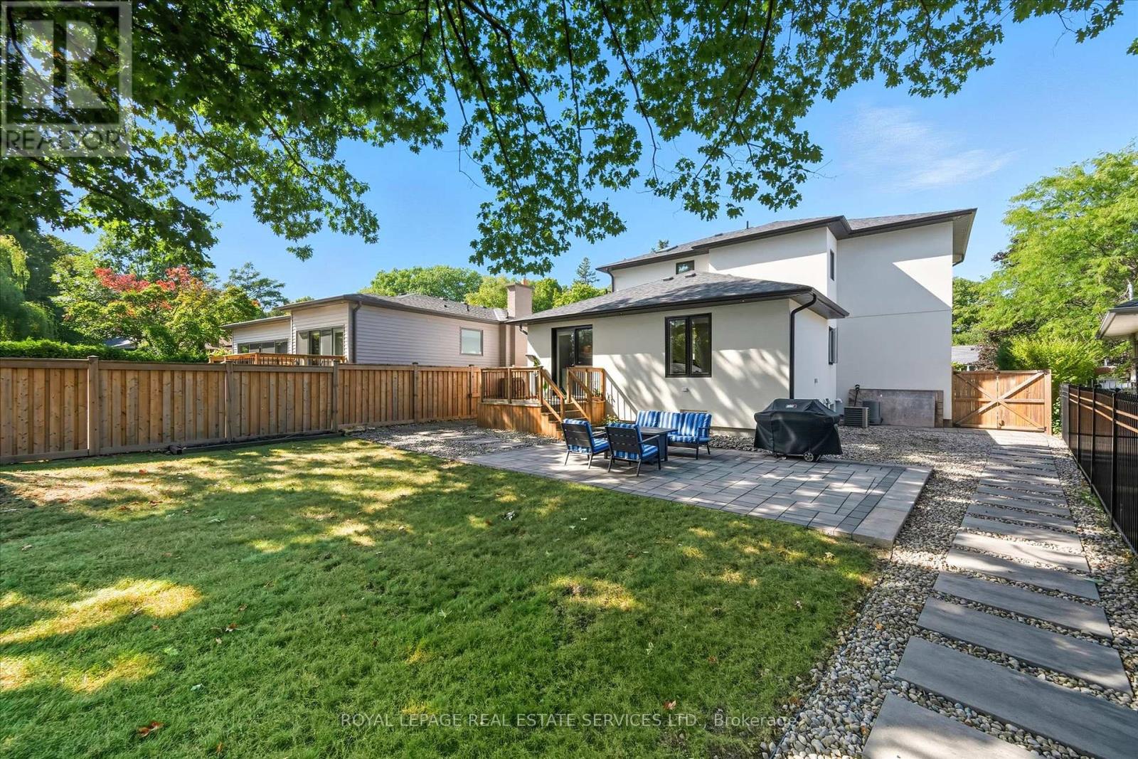 396 River Side Drive, Oakville, Ontario  L6K 3N7 - Photo 46 - W12407429