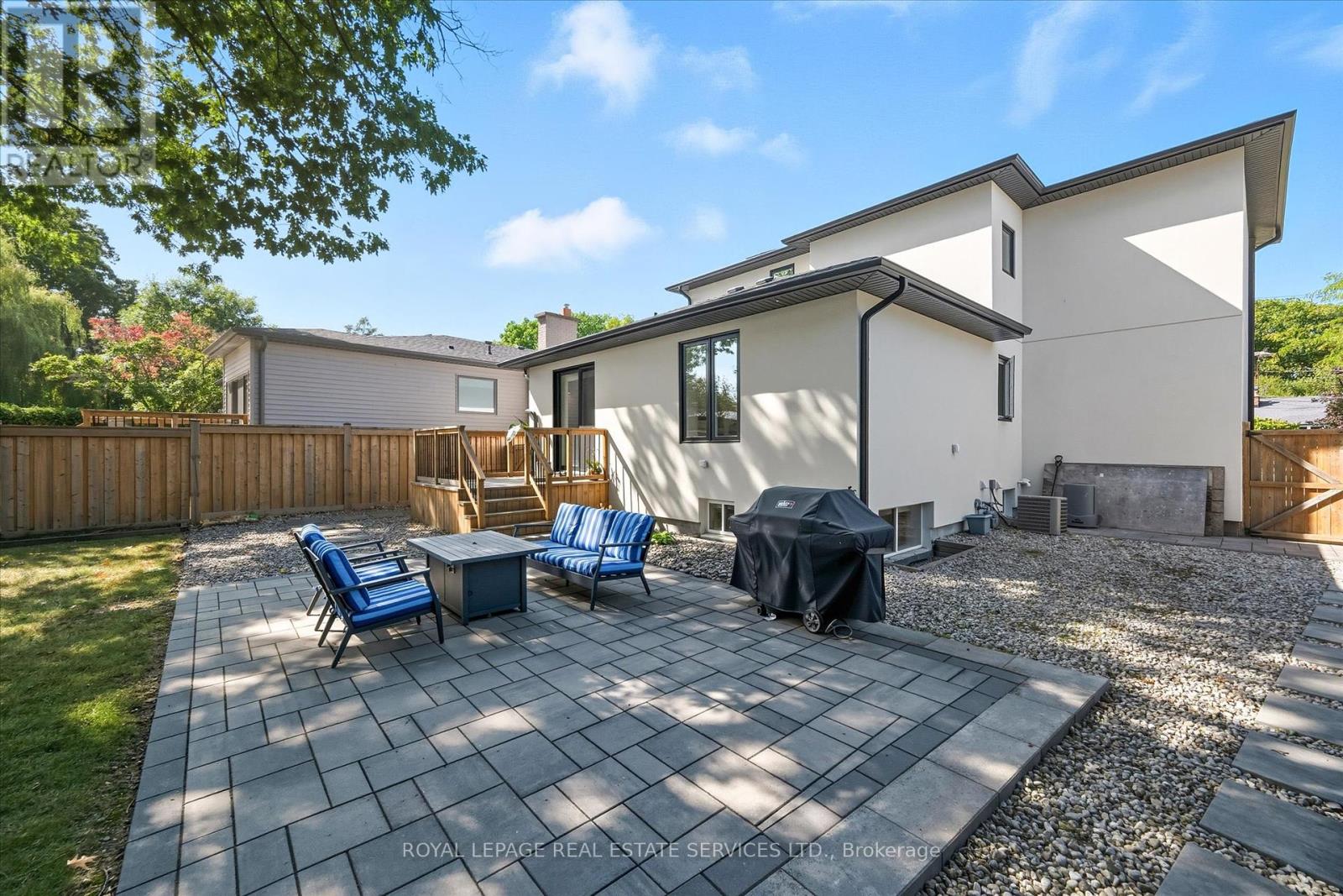 396 River Side Drive, Oakville, Ontario  L6K 3N7 - Photo 47 - W12407429