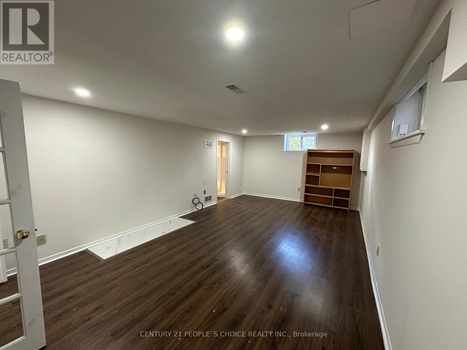 1252 Mont Clair Drive, Oakville, Ontario  L6H 1Z4 - Photo 45 - W12386305
