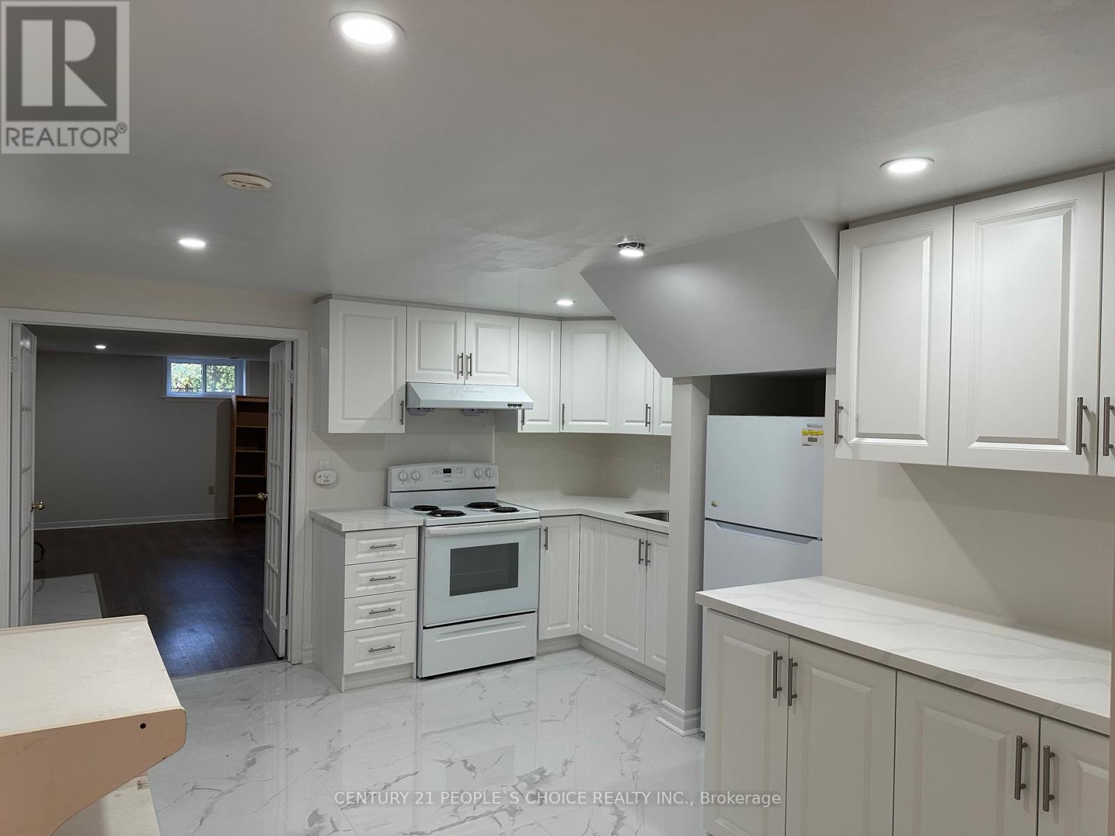 1252 Mont Clair Drive, Oakville, Ontario  L6H 1Z4 - Photo 31 - W12386305