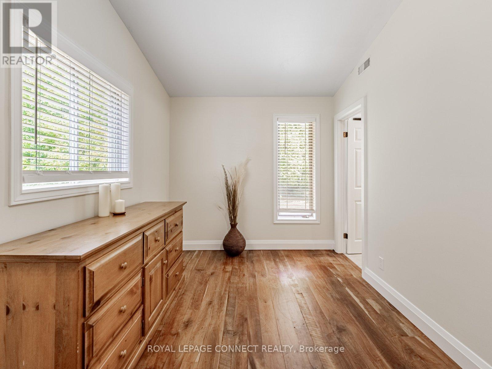 11215 Amos Drive, Milton, Ontario  L0P 1B0 - Photo 28 - W12407184