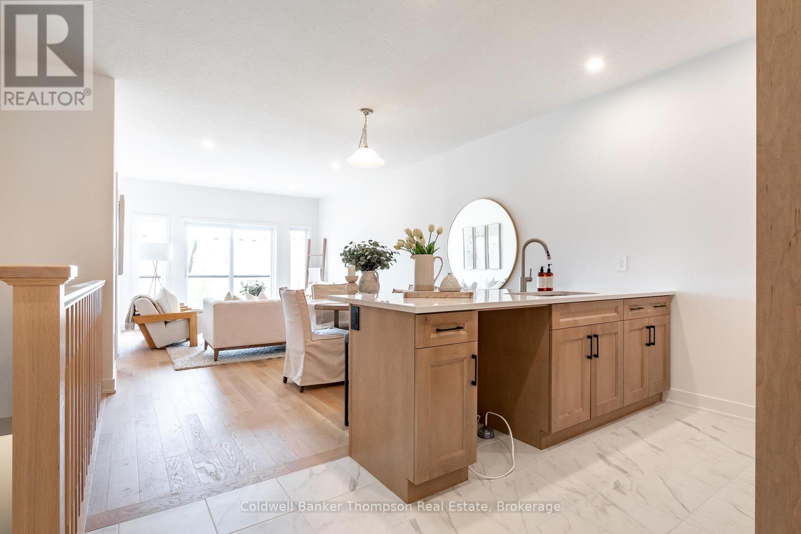 32 Charles Morley Boulevard, Huntsville, Ontario  P1H 0G5 - Photo 3 - X12407443